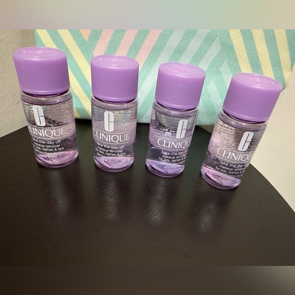 NEW 4x30 ml CLINIQUE TAKE THE DAY OFF CLEANSING BUNDLE - Picture 6 of 8